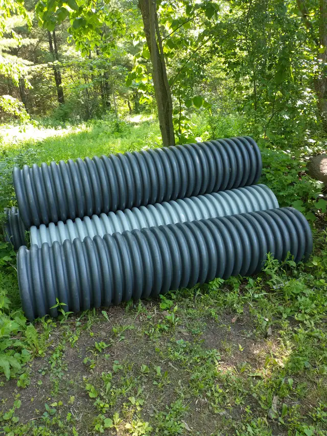 CALVRETTE, PONCEAU, TUYAUX. CULVERT, PIPE in Other in Gatineau - Image 3