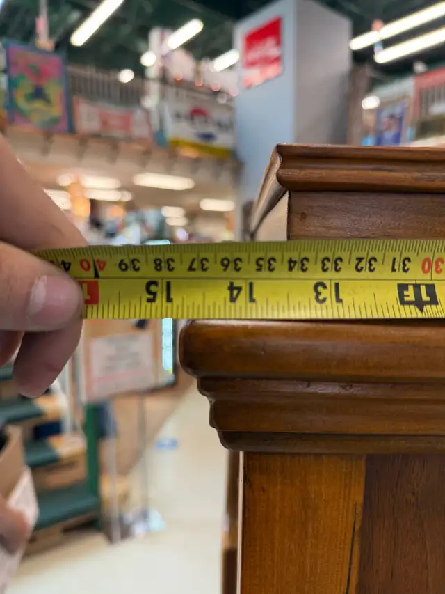 vintage solid wood display cabinet  in Hutches & Display Cabinets in Edmonton - Image 9