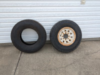 Bridge Stone / Dunlop trailer tire