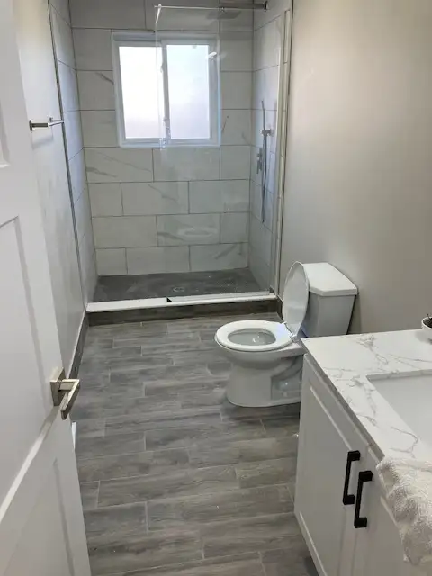 Bathroom Renovation63234753120643124