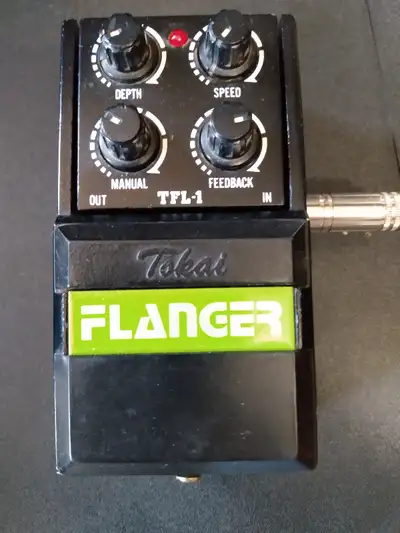 Great sounding swirly analog flanger. Made in Japan. Has a few nicks, but is in excellent working co...