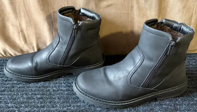 Mens Artica Solden Waterproof Insulated Zip-Up Boots in Men's Shoes in Oshawa / Durham Region - Image 3
