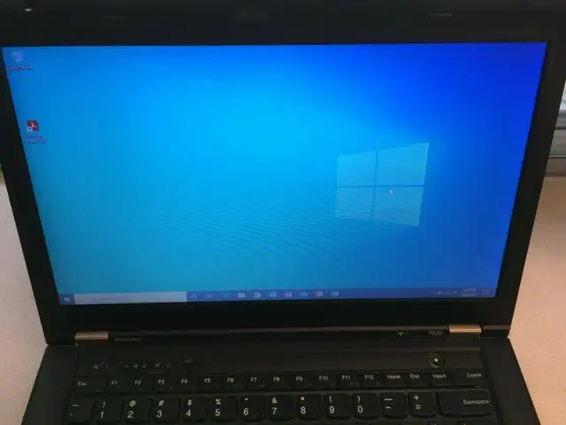 Lenovo ThinkPad Laptop T430  - 4GB RAM, 300GB HDD, Windows 10 in Laptops in Ottawa - Image 4