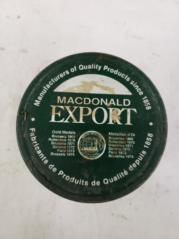 Vintage Export green metal tobacco tin dans Art et objets de collection  à Ouest de l’Île - Image 4