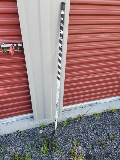 Get ready to snipe top shelf with this Reebok hockey stick, perfect for players looking for a reliab...