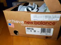 New Balance 991 neuf. Gris