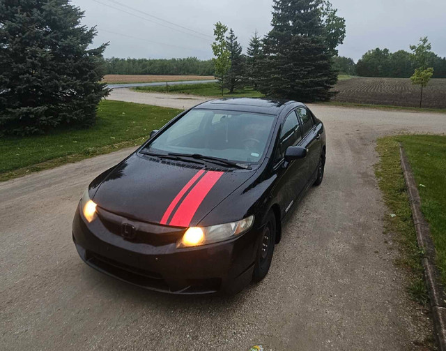 Honda Civic in Cars & Trucks in Barrie