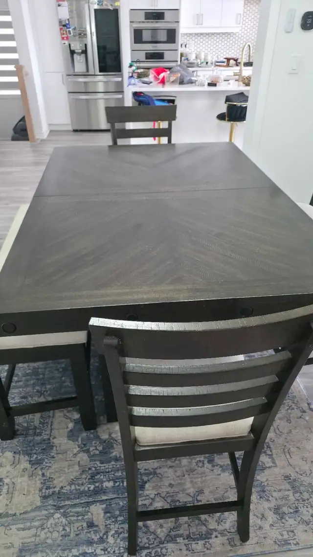 Solid Wood Extendable Dining Table Set – 4 Chairs + Storage Benc in Dining Tables & Sets in Markham / York Region - Image 9