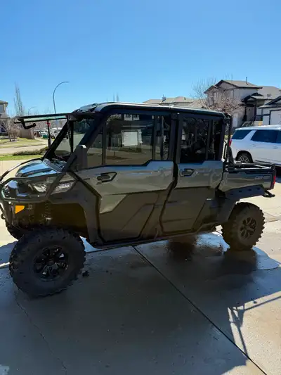 2023 Can Am Defender Max limited. Low Km’s 2500km. Heat and AC, power widows. Tinted windows. All ac...