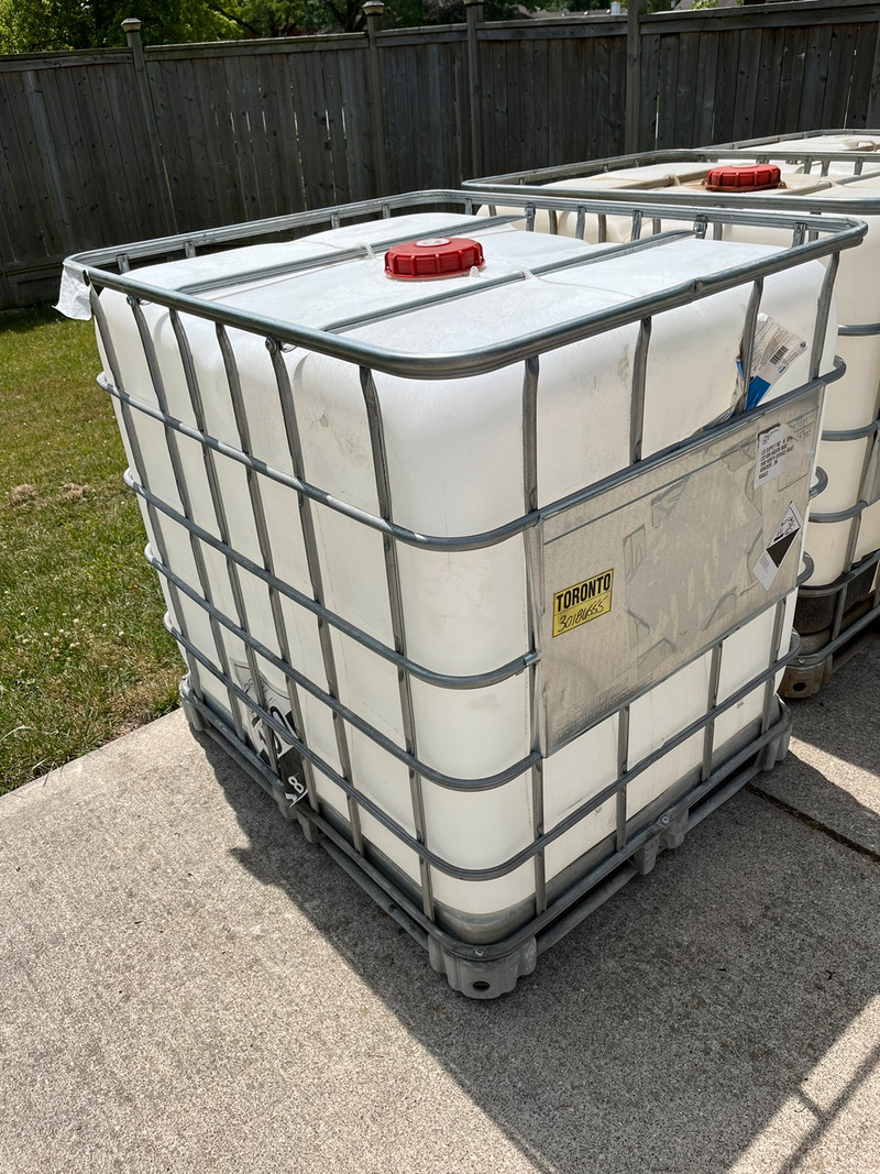 New stock!!!!! Water tote / liquid storage / rain barrel Other