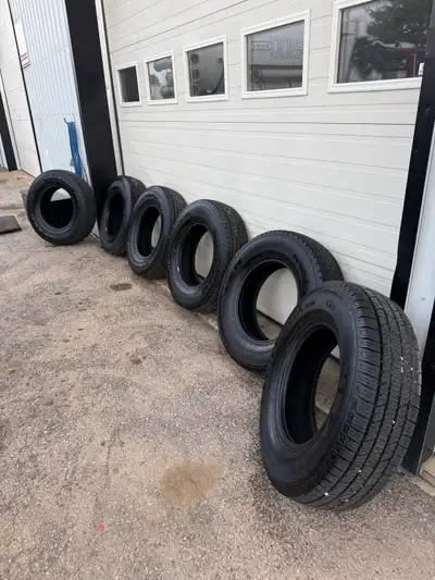 Brand New factory take off tires. 235/80/17 Came off a Brand new 2026 Ram Dually Contact me 90598803...