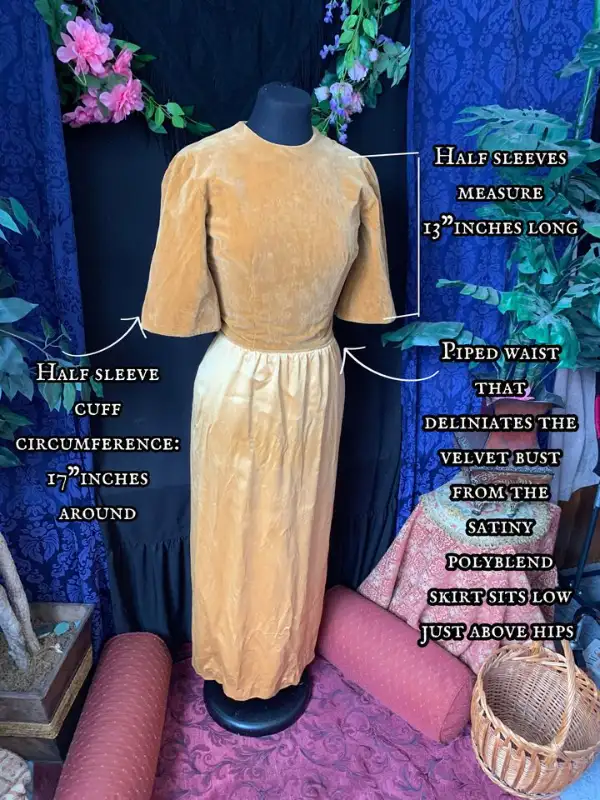 Vintage 1960s Handmade Golden Velvet Cinderella Formal Gown in Women's - Dresses & Skirts in Edmonton - Image 6