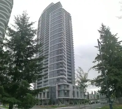 Surrey Central 1 bedroom+1 bathroom apartment with a large balcony and stunning views for rent. This...
