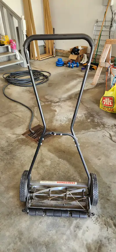 Manual golf green lawn mower Estate Sale, View more