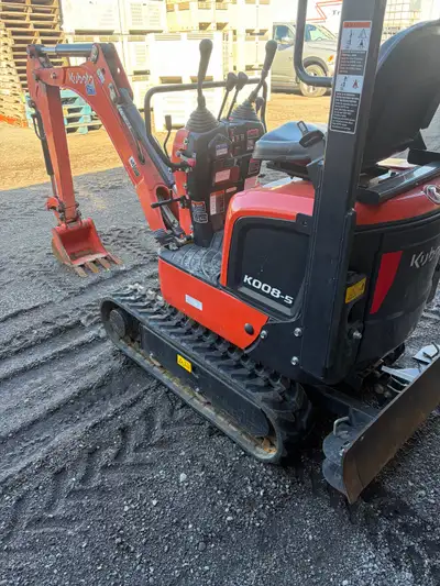 2022 Kubota mini excavator K008-5 In excellent shape. No leaks. No issues. No dents. Always well gre...