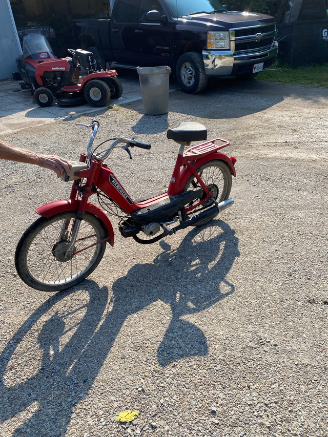 1987 moped in Scooters & Pocket Bikes in Ottawa - Image 4