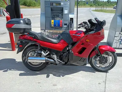 Well maintained 2003 Kawasaki Concours 1000 in a ready to ride condition. Bike is running great and...