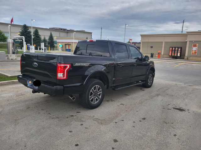 2017 Ford F-150 XLT SuperCrew – 5.0L V8 – 157,000 km in Cars & Trucks in Markham / York Region - Image 4