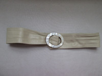 Ceinture Leather Belt Grey Mother of Pearl style buckle