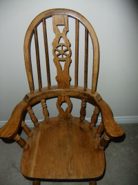 Windsor Dining Arm Chair