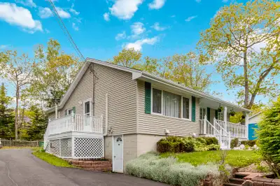 64 Fraser Rd, Timberlea, NS PropertyGuys Sign # 290113 FOR FULL DETAILS: please visit site and enter...