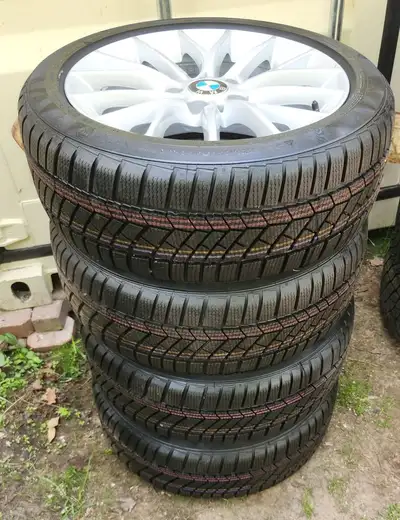 BRAND NEW! NEVER BEEN MOUNTED 17 INCH WINTER SNOW TIRE PACKAGE SET OF 4 CONTINENTAL CONTIWINTER CONT...