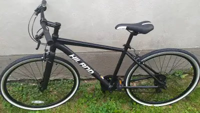 Hiland Flow 700C Hybrid bike - NEW, View more