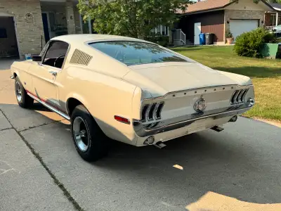 Coast2coast Collector car auctions in Partnership with North Toronto Auction is Hosting Canada’s lar...