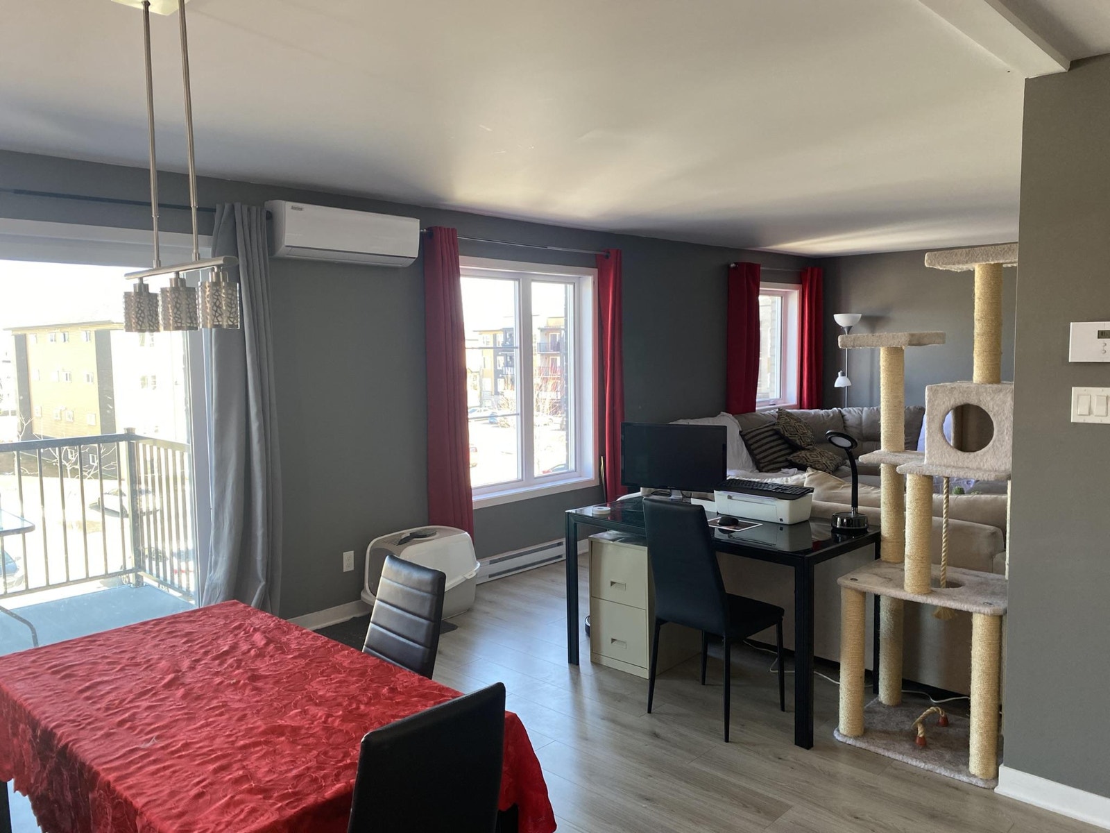 Très grand 4 1/2 récent à louer à Saint-Jérôme — photo 3