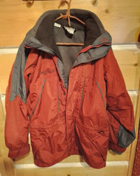 Columbia Winter Jacket.  Removable zip out fleece liner.