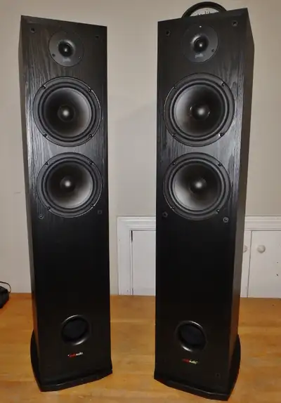 $180/Polk Audio R50 3-Way 150 Watt Tower Speakers/AMAZING!, View more