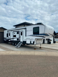 2022 Keystone Arcadia 3940LT luxury fifth wheel trailer