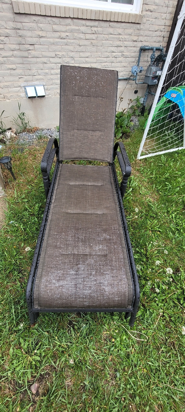 2 Reclining Chair  in Chairs & Recliners in Strathcona County - Image 2