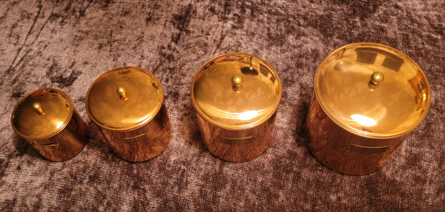 Vintage 1970's Copper 4 piece nesting Canister Set      EUC in Kitchen & Dining Wares in Winnipeg - Image 3