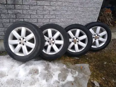 Jante originales en alliage, Format 17x8, BoltPattern: 5x100mm, Offset:45mm, Backspace:6.259mm. (inf...