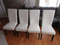 4 chaises blanches