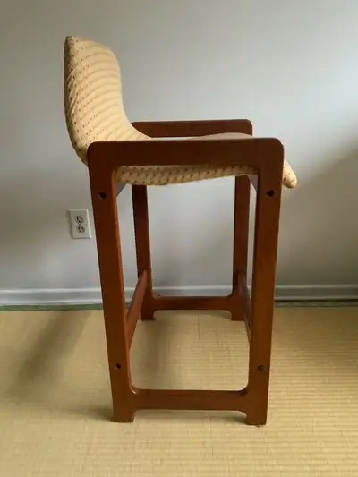 Vintage MCM danish Modern Bar Stool, D-Scan, View more