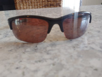 Oakley sunglasses - frames in perfect shape -one lens is cracked