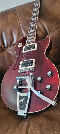 2013 Gibson Les Paul w/Vibramate Bigsby