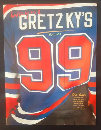 Pièce de collection de Wayne Gretzky. Menu vintage de son restaurant à Toronto mesurant 13 pouces pa...