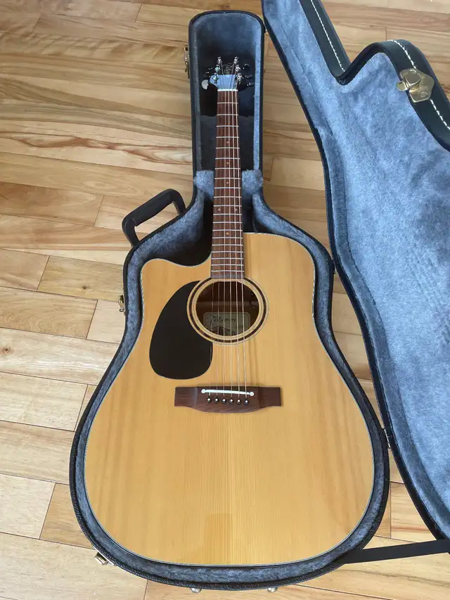Guitare Takamine gauchère EF340CLH / Lefty Takamine EF340CLH in Guitars in Laval / North Shore - Image 2