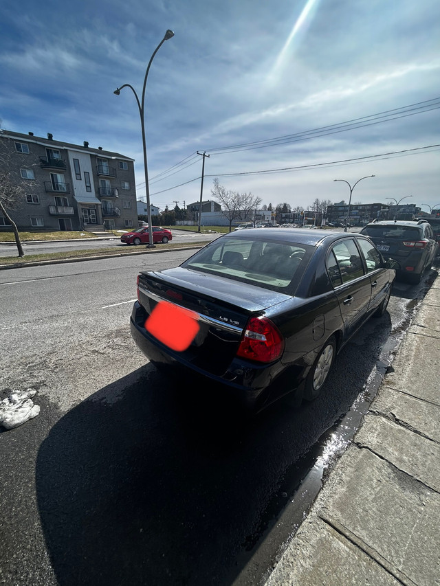 Chevrolet Malibu 2005 dans Autos et camions  à Laval/Rive Nord - Image 4