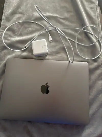 MacBook Air M1 (2020), View more