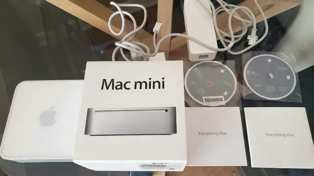 Mac mini (Early 2009) – Classic Apple Desktop – Working & Clean in Desktop Computers in City of Toronto - Image 2