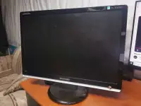 EXCELLENT SAMSUNG 22 INCH COMPUTER MONITOR 