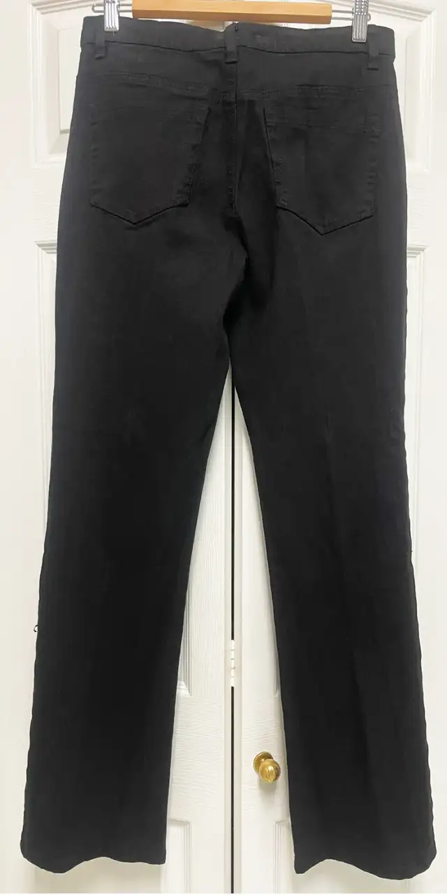 Black Designer Bead & Lace Embellished Jeans by DG2,  size 8 in Women's - Bottoms in Delta/Surrey/Langley - Image 3