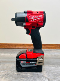Milwaukee Tool M18 FUEL Mid Torque 1/2” Impact Wrench w/ Battery