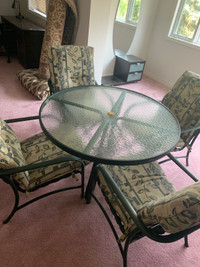 Outdoor/Patio/Garden Table & Chair Set