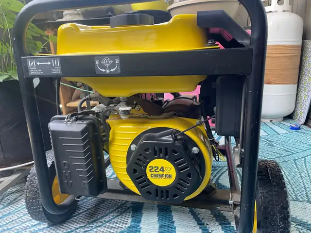 Champion Generator 4450 in Power Tools in Williams Lake - Image 5