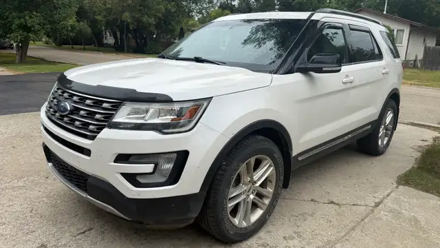 2016 Ford Explorer 533010325460766721